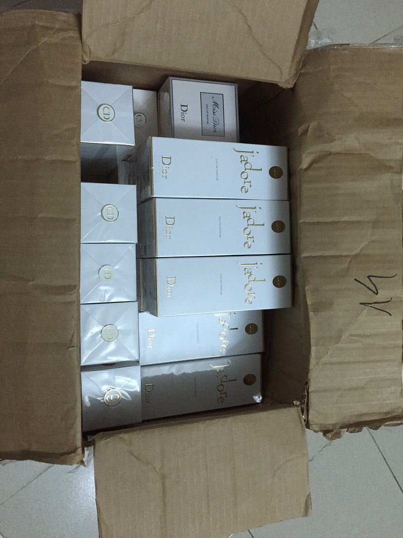 Vài em Dầu Thơm Miss Dior và J'adore Made in France,hàng Authentic xả hàng giá bèo cho anh em