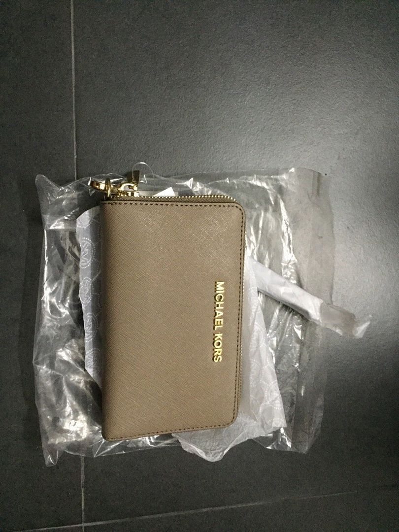 Giỏ xách Satchel,Hamilton,Sutton Của Michael Kors hàng Authentic thanh lý đồng giá - 17