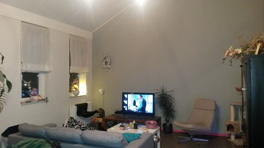 Witte keuken taupe muur ~ consenza for .