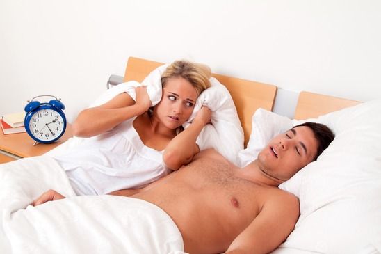 snoring photo:mouth piece to stop snoring 