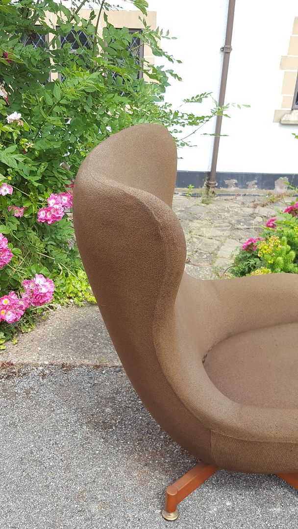 Fab & Funky Retro Mid Century Greaves & Thomas Swivel Egg/Pod Chair