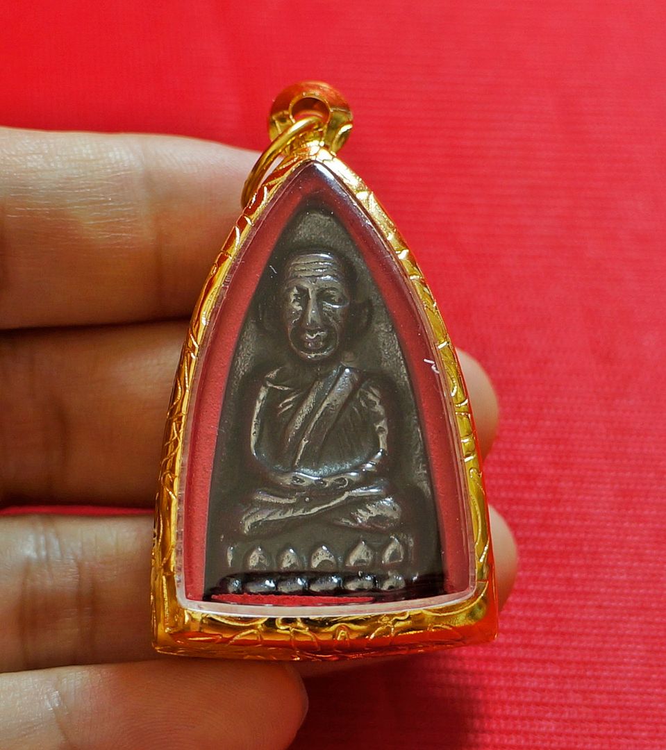 有关以下物品的详细资料: leklai phra lp tuad