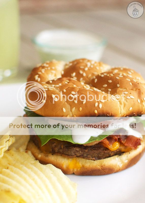  photo bacon-ranch-burger-2_zpscxhv8r3v.jpg